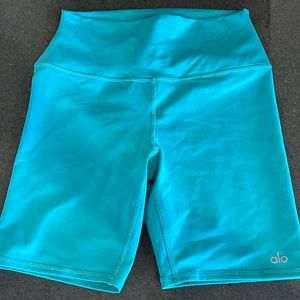 Alo running shorts size medium